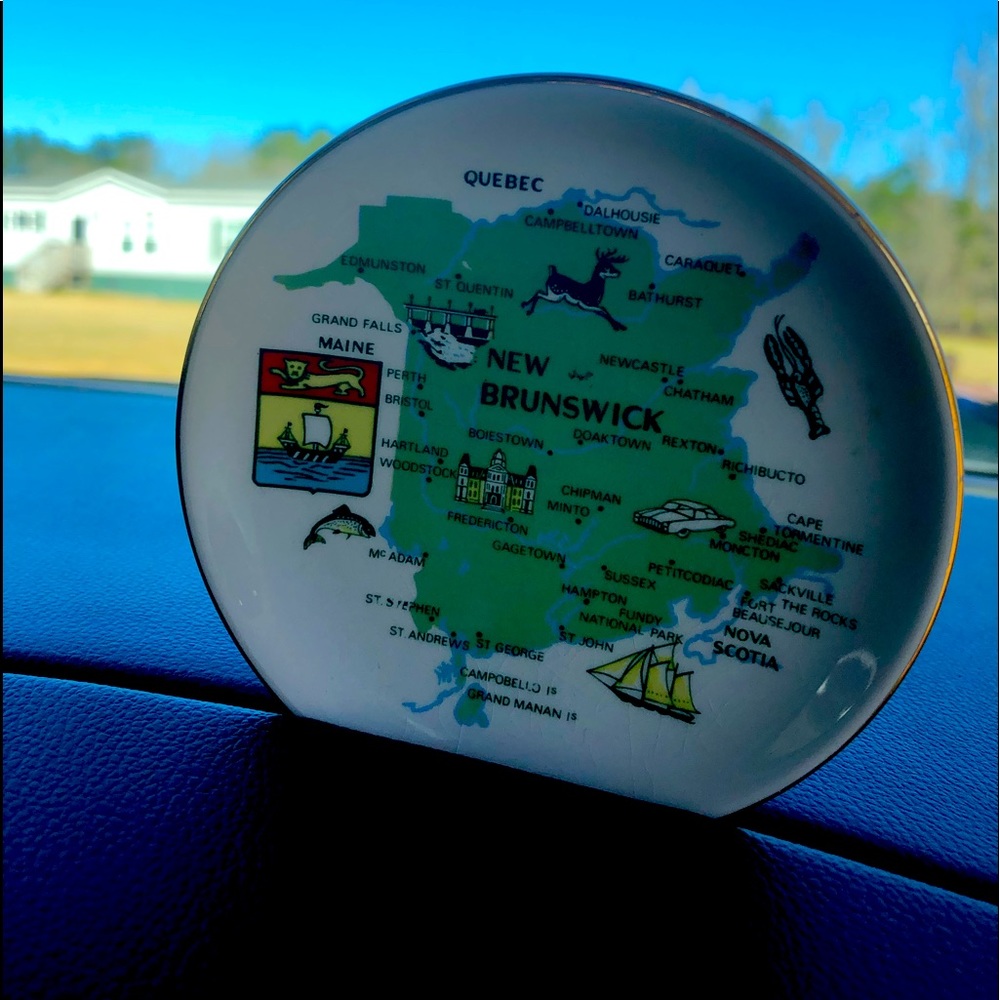 England “New Brunswick” souvenir plate
